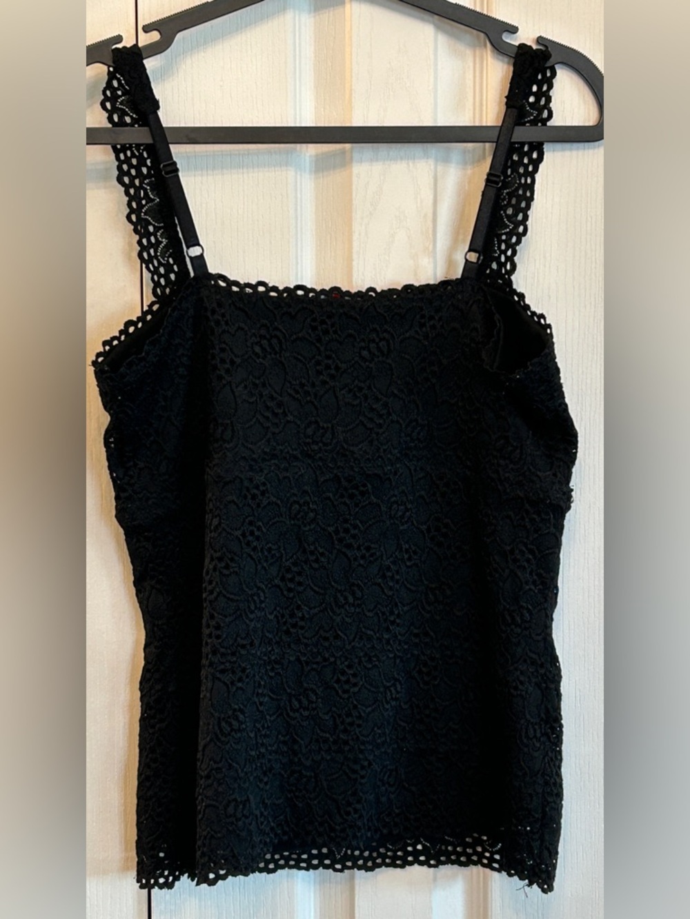 Le Chateau Black Lace Trim Camisole M Y2K Vintage Adjustable EUC - Picture 7 of 7